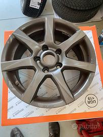 Cerchi in lega da 17" per Kia Sportage