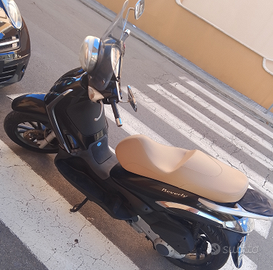 Beverly tourer 300 unico propietario