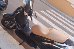 Beverly tourer 300 unico propietario