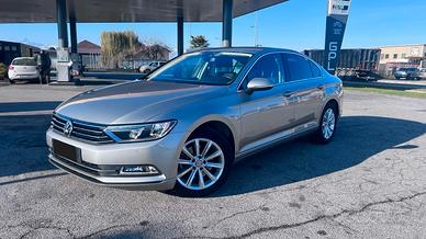 Volkswagen Passat 2.0 TDI Highline BlueMotion Tech