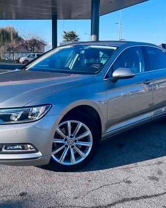 Volkswagen Passat 2.0 TDI Highline BlueMotion Tech