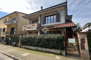 4 LOCALI A LODI VECCHIO