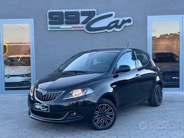 Lancia Ypsilon 1.0 FireFly 5 porte S&S Hybrid Gold