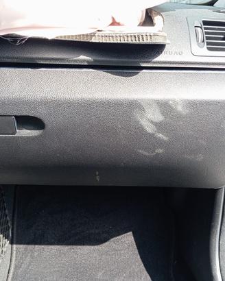 Cassetto portaoggetti MERCEDES cl C 2008 modello S