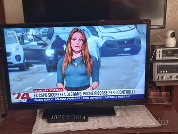 TV LED 32" TELEFUNKEN        Televisore