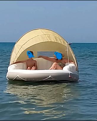 Isola Galleggiante con Parasole