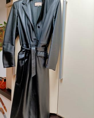 Soprabito in pelle nera da donna