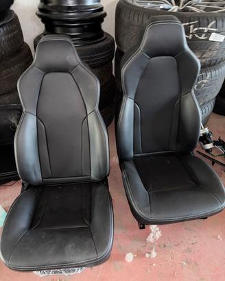 Ligier JS50 2026 sedili come nuovi