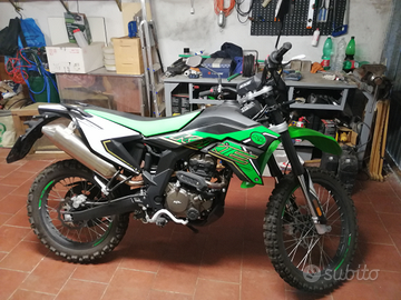 Kawasaki KL KXE 125