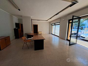 Locale commerciale in perfetto stato