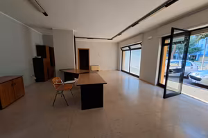 Locale commerciale in perfetto stato