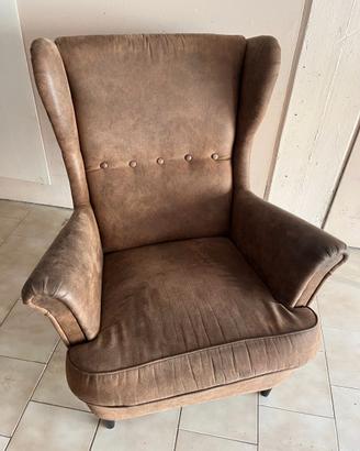 poltrona ecopelle ikea