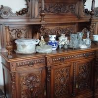 Credenza