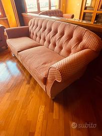 Divani, Tavolo, sedie, lampadario