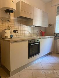 Cucina Scavolini Easy con elettrodomestici 