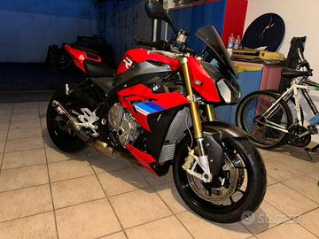 Bmw s1000r