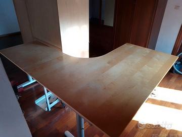 Tavolo angolare