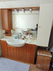 Mobile bagno completo in legno. Marca Iotti