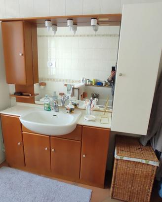 Mobile bagno completo in legno. Marca Iotti