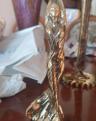 scultura  in bronzo 