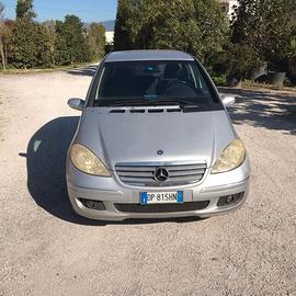 CLASSE A 180