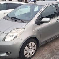Toyota Yaris 1.4 16V Pop