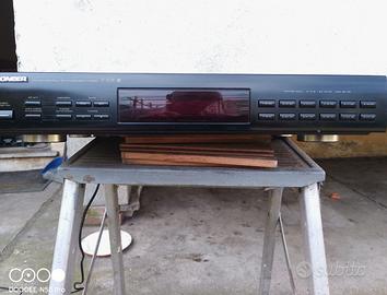 PIONEER Tuner FM-AM  digital F-104