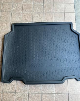 X toyota yaris cross copri pianale in gomma