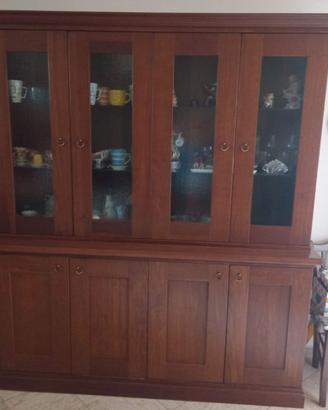 Credenza in vetro