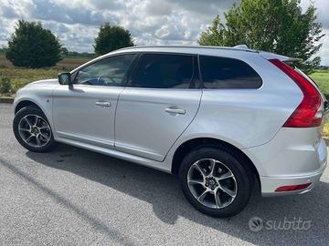 VOLVO XC60 D4 2.4D AWD OCEAN RACE