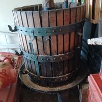 attrezzi per produzione vini