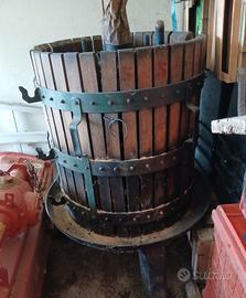 attrezzi per produzione vini