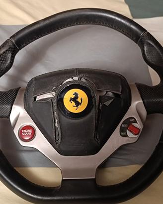 Volante e strumentazione Ferrari California