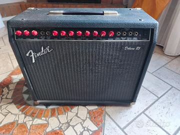 amplificatore Fender DeLuxe85