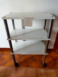 carrello a tre piani 