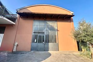 CAPANNONE A BRUGHERIO