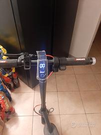 monopattino nuovo mai usato marca Ducati