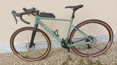 Bici gravel  Focus 6.8