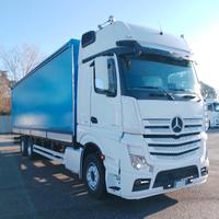 Mercedes Actros 2545 Giga-space 
