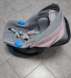 Ovetto Chicco con base per auto