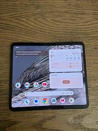 Google Pixel Fold 