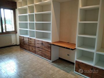 libreria in laminato con frontali rovere vecchio