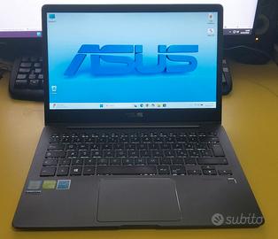 Notebook ASUS Zenbook i7, 256Gb M.2, 8Gb RAM, 13,3
