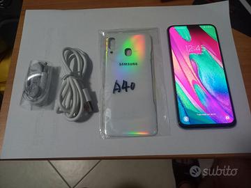 Smartphone samsung a40