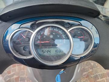Piaggio Beverly 350 Sport Touring