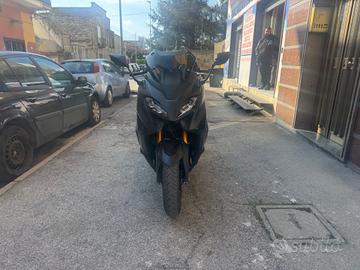 Yamaha T Max 560 Tech