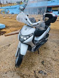 scooter Beverly 250