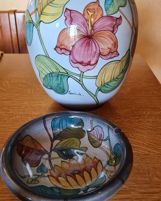 Vaso decorato a mano