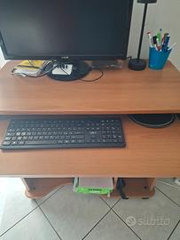 scrivania in buono stato