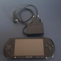Sony PSP originale con caricatore